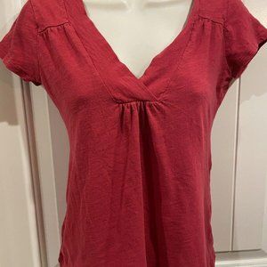 Banana Republic Short Sleeve Red XS V Neck Top